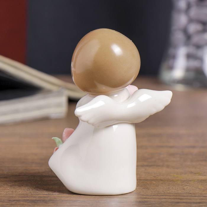 Сувенир керамика "Ангелочек в белом платьице с розами" МИКС 9х7х4 см