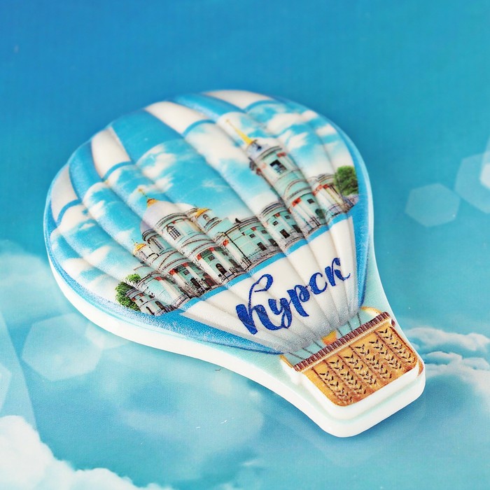 Магнит с воздушным шаром «Курск. Знаменский собор», 5,3 x 7,4 см