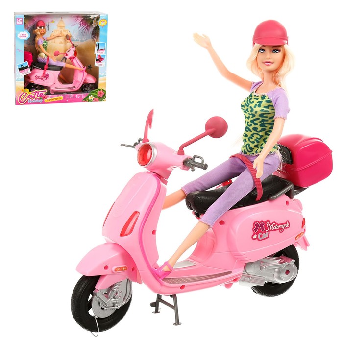 Кукла модель "Наташа" на скутере, с аксессуарами