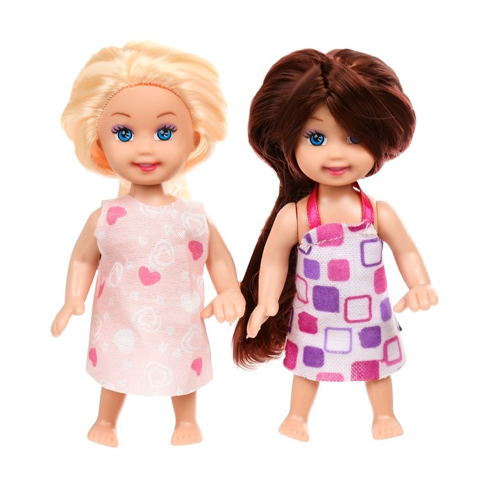 Набор кукол "Ева и Стефани" в кроватке, с аксессуарами