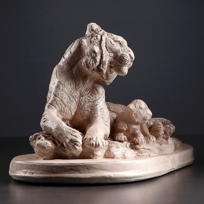 Фигура "Семья тигров" состаренный 25х23х43см