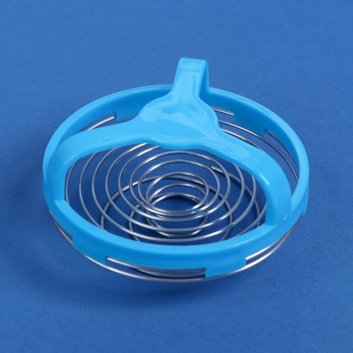 Шейкер 500 мл, с пружинкой, шкала, 2 таблетницы, голубой, 9.5х25 см