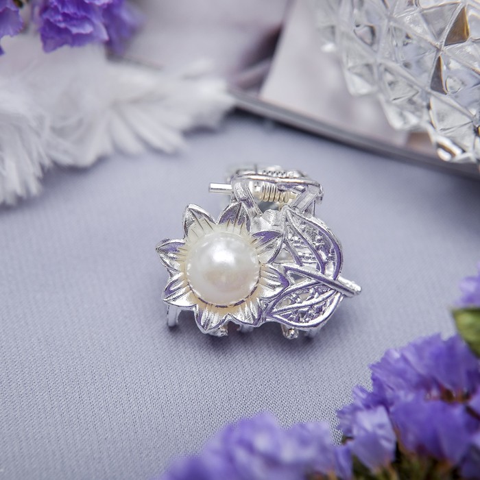 Краб для волос "Жемчужный" 2,5 см цветок