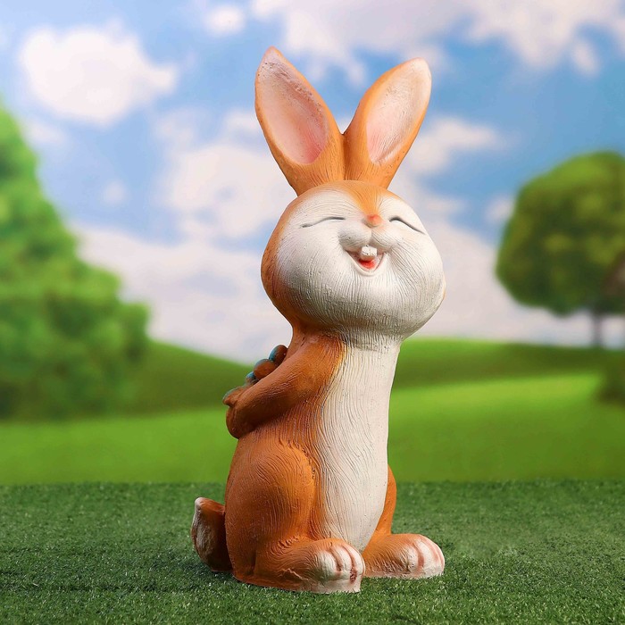 Садовая фигура "Заяц с цветком" 22х45см рыжий