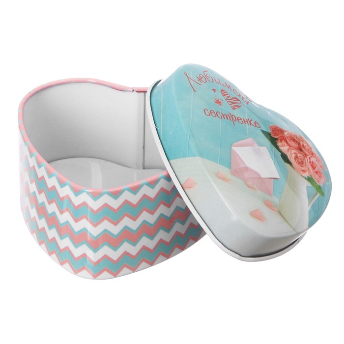 Подарочный набор "Любимой сестрёнке": шкатулка, мыльные лепестки, пожелание