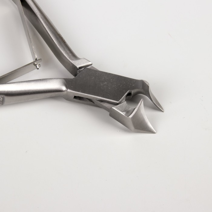 Кусачки для кутикулы, спиральная пружина, 10,5см, рабочая область-5мм, ручная заточка