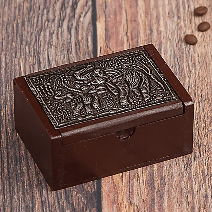 Шкатулка фанера с гравюрой "Два слоника" 4х6х8,5 см