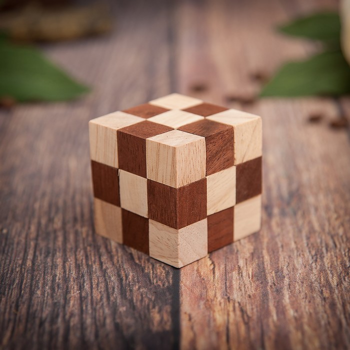 Головоломка дерево "Кубик коричневый" 4,5х4,5х4,5 см