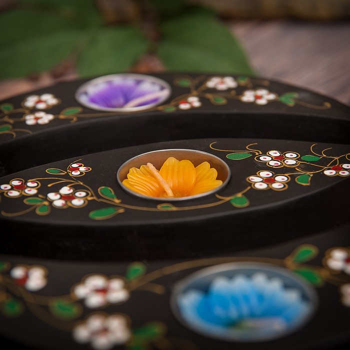 Набор подсвечников из мангового дерева "Трио" 17х17х3 см