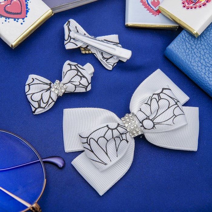 Зажим для волос "Красотка" набор 3 шт белый стразы