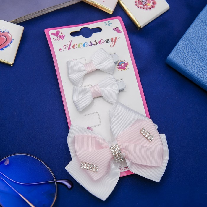 Зажим для волос "Красотка" набор 3 шт розово-белый стразы