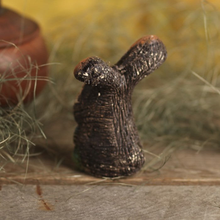 Сувенир из шамота "Зайка Ушко" 8х11 см