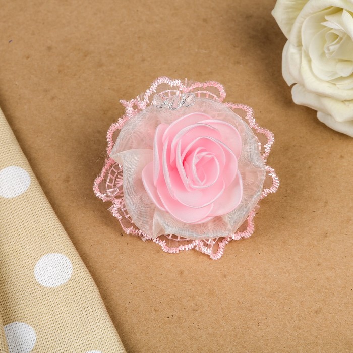 Бант для девочек с резинкой "Нежные лепестки", розовый, с вышивкой, 9 см