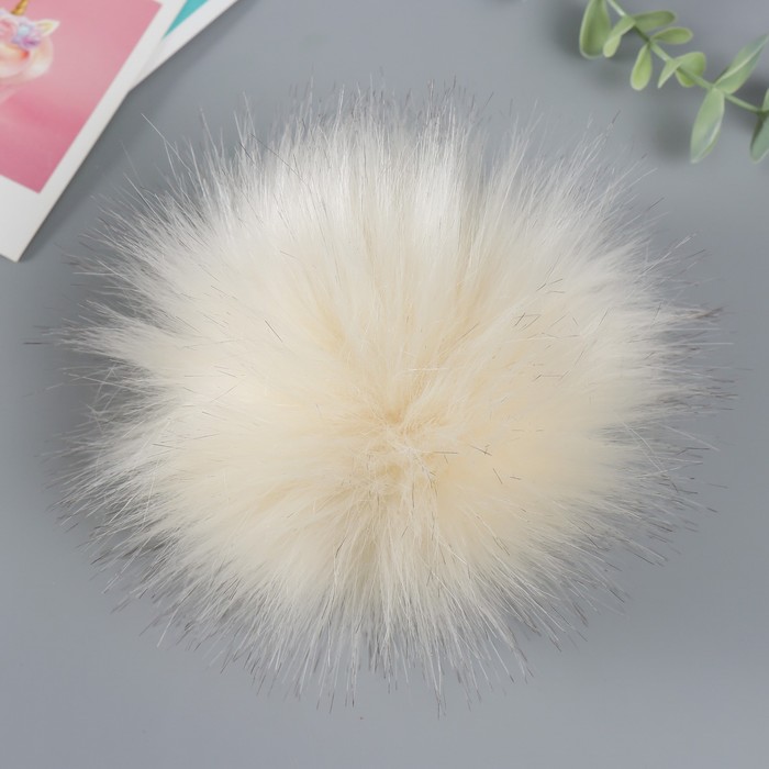 

Помпон искусственный мех песец 14см (лён)