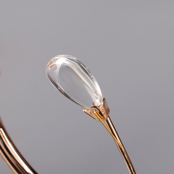 Люстра "Латера" 3x60Вт E27 золото 60х60х30см.