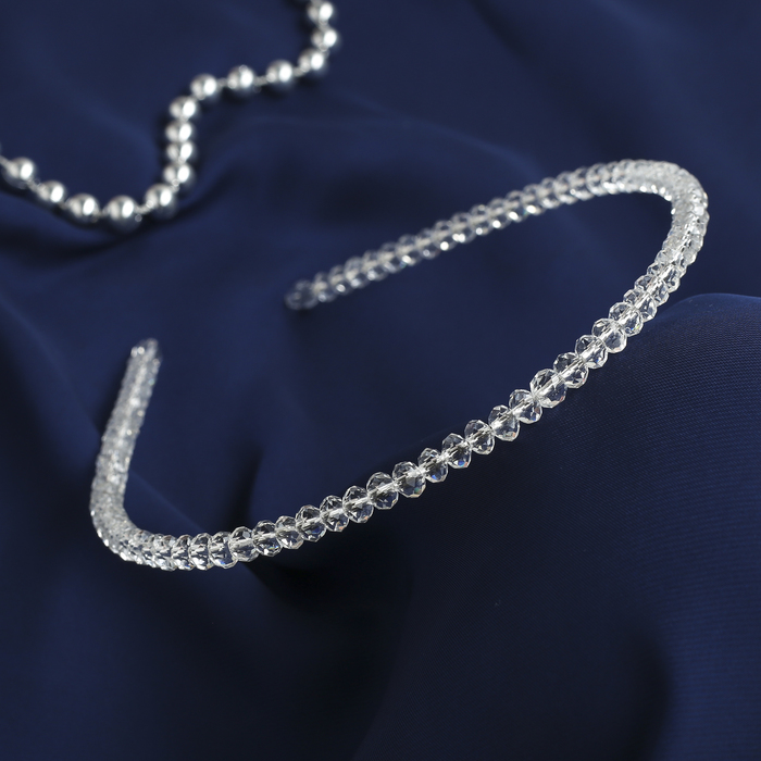 Ободок для волос "Хрустальная сказка" 0,5 см белый