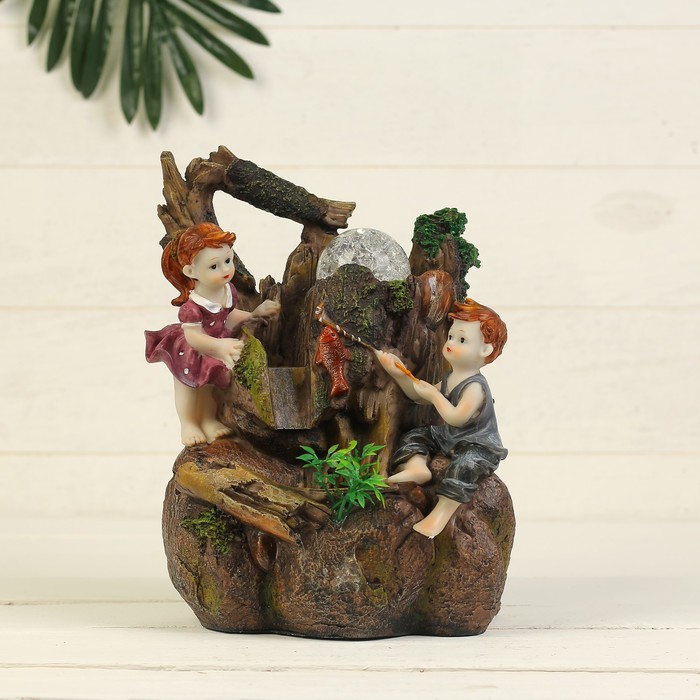 Фонтан "Дети на рыбалке" 11х15х25 см (с подсветкой)