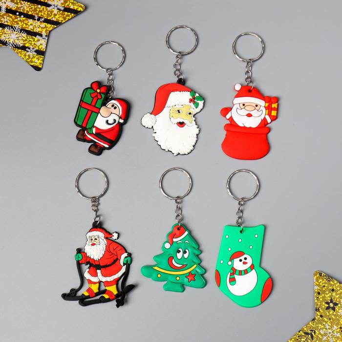 Брелок резина "Новый год к нам мчится" МИКС 5,3х3,5 см