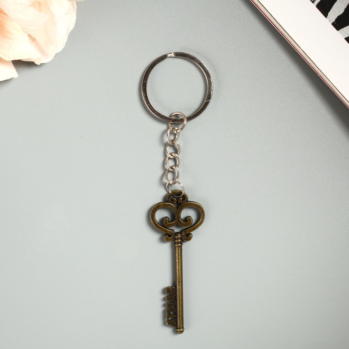 Брелок металл "Ключик Santa" 6х2,1 см