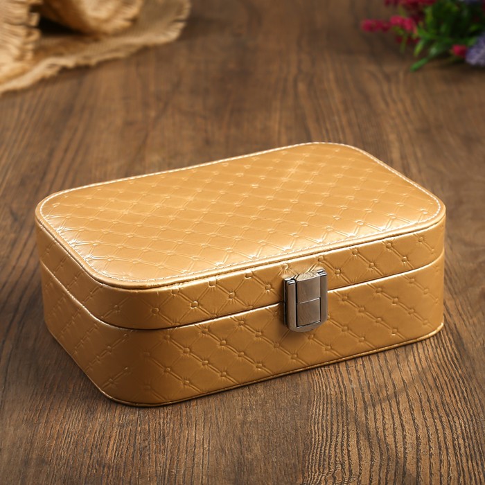 Шкатулка кожзам под часы 1 отделение и бижутерию "Стёганная" золото 7х20,5х14 см