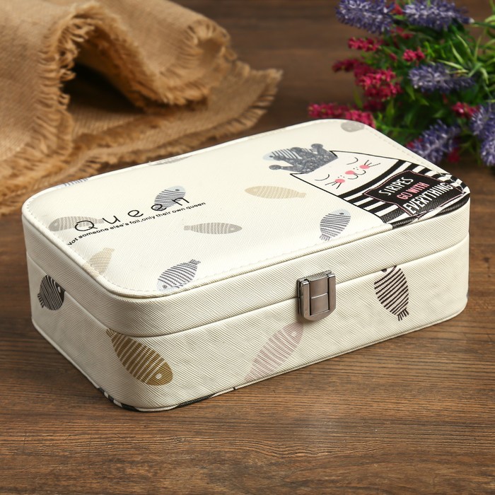 Шкатулка кожзам под часы 1 отделение и бижутерию "Кошечка-королева" 7х22,5х14,5 см