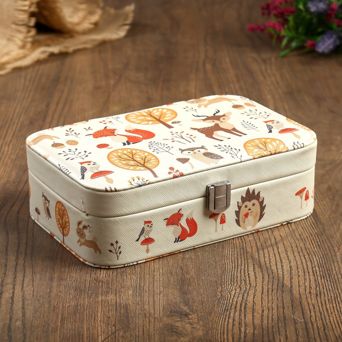 Шкатулка кожзам под часы 1 отделение и бижутерию "Лесные зверята" белая 7х22,5х14,5 см