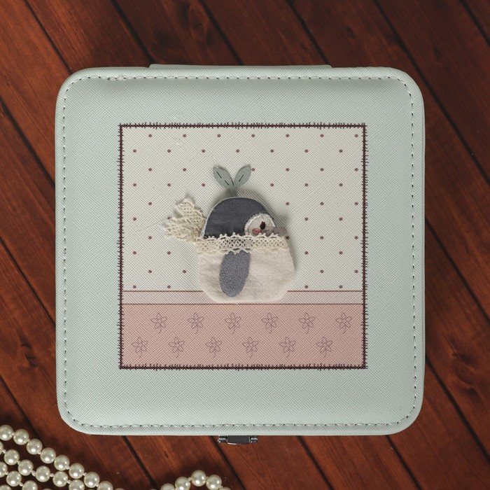 Шкатулка кожзам для украшений "Птичка" 6,5х18х18 см