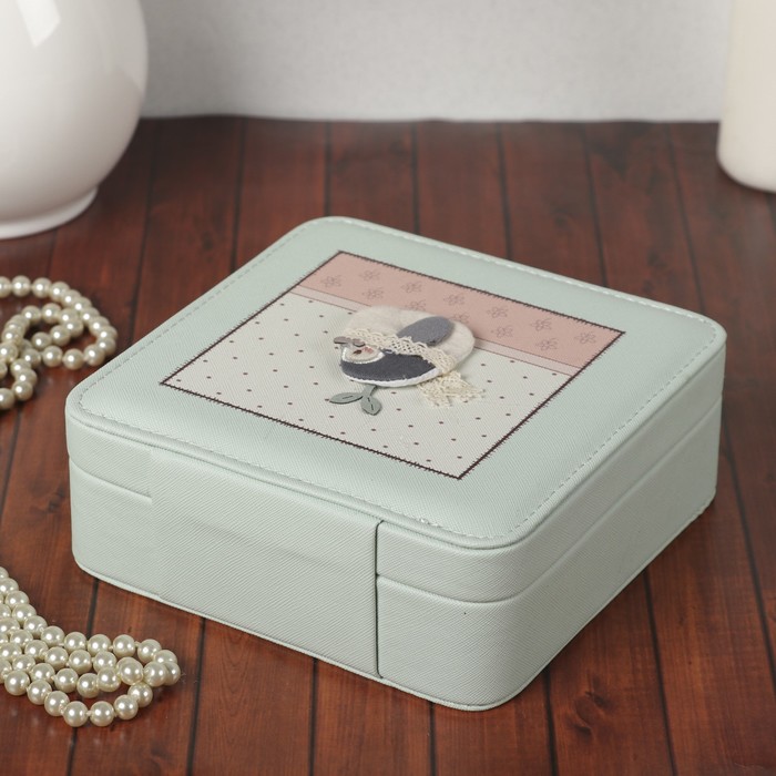 Шкатулка кожзам для украшений "Птичка" 6,5х18х18 см