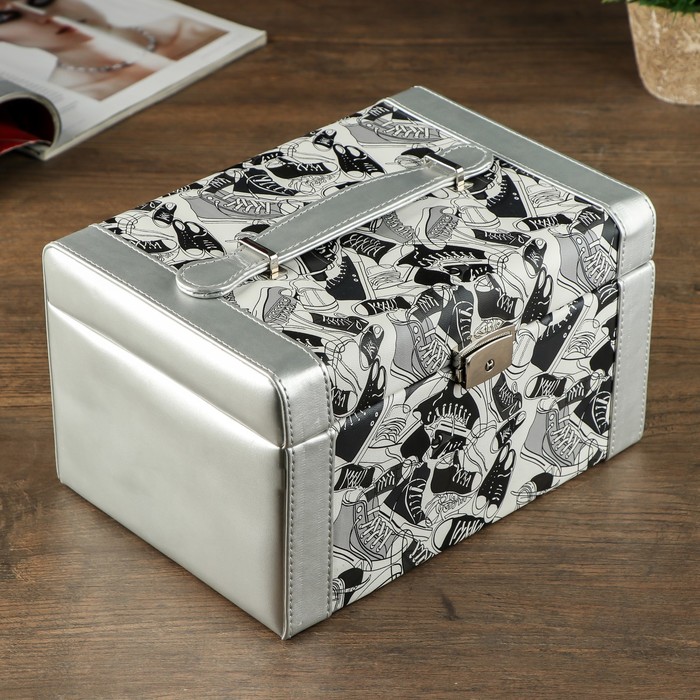 Шкатулка кожзам для украшений "Кеды" чёрно-белая 13,5х23,5х16,5 см