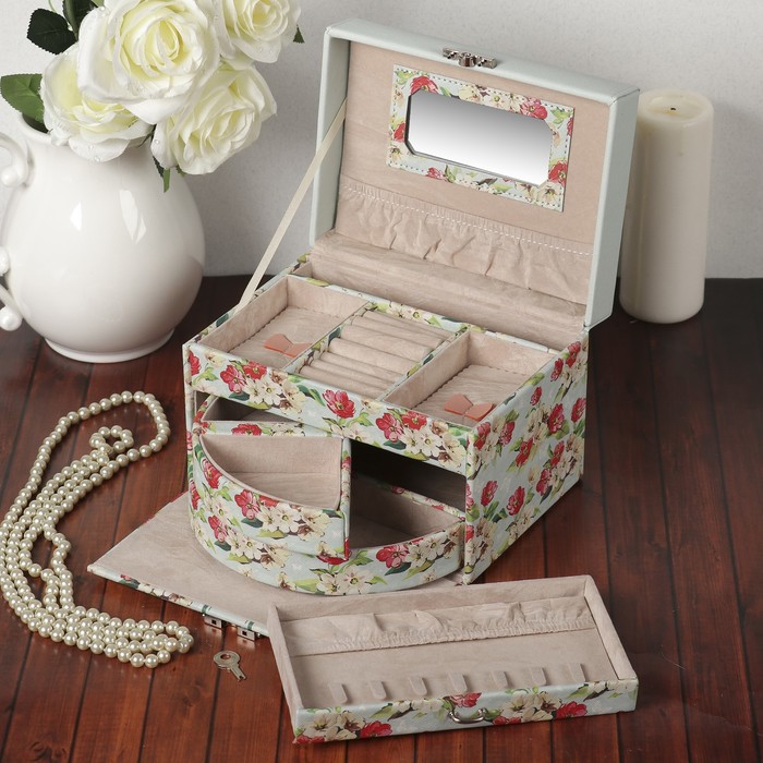 Шкатулка кожзам для украшений "Яблочный цвет" 14х20,5х15 см