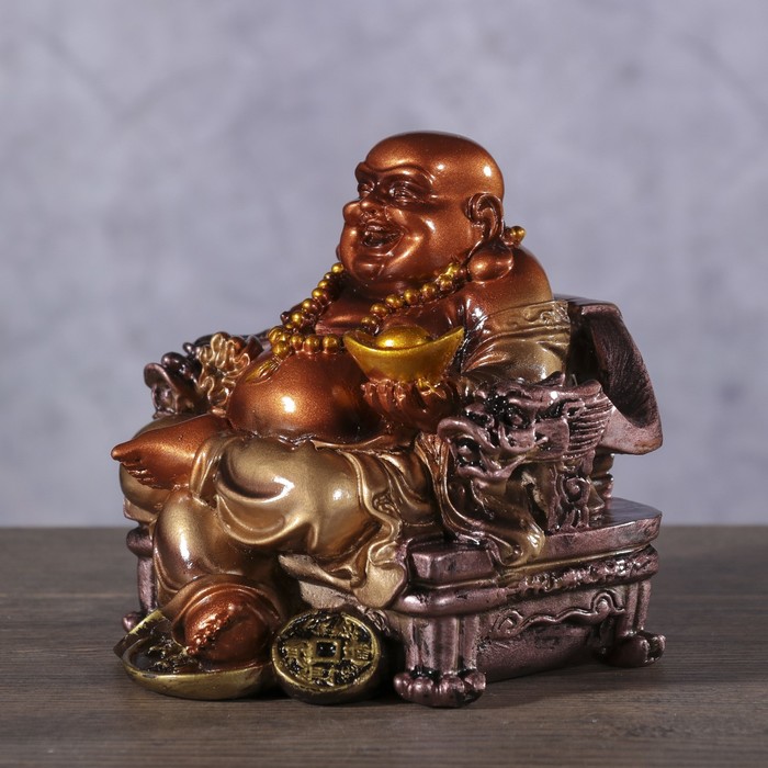 Нэцке полистоун бронза "Хотей в кресле с драконом на золотых монетах" 11,5х10,8х11 см