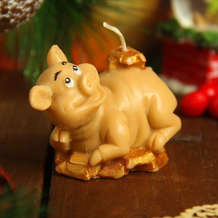 Свеча новогодняя "Денежный поросёнок" бежевая, 7х5см