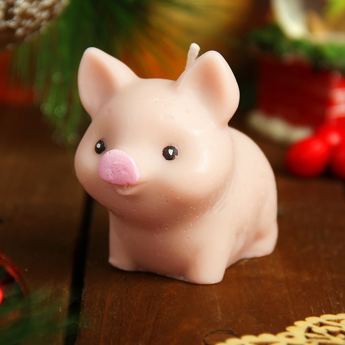 Свеча новогодняя "Хрюшка" бежевая, 6х6,3см