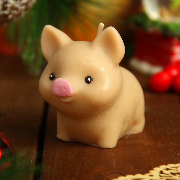 Свеча новогодняя "Хрюшка" бежевая, 6х6,3см