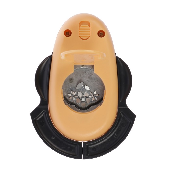 Фигурный компостер для края "Рукоделие. Узор 061" 10,5х7,3х5,3 см