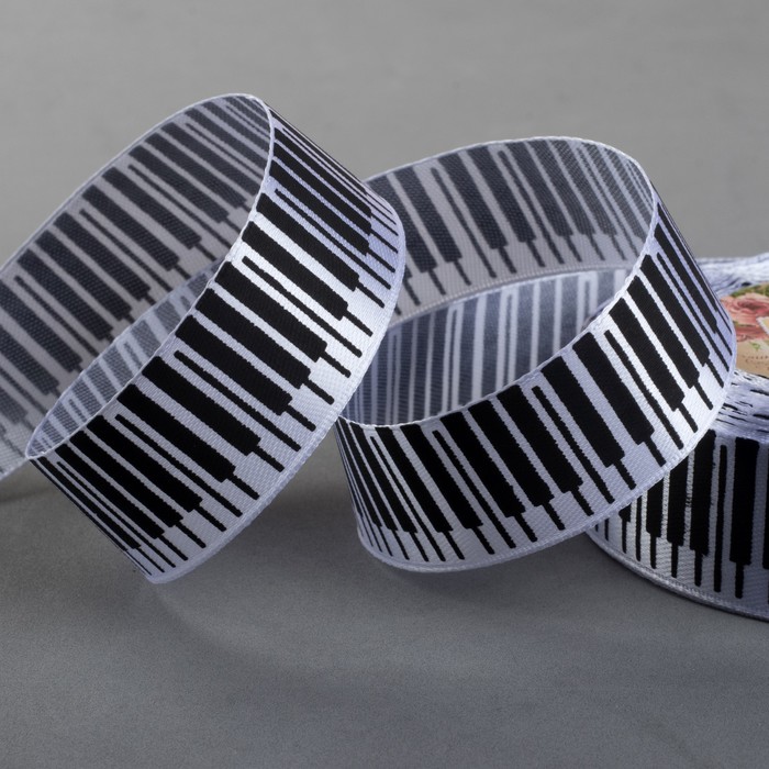 Лента атласная "Клавиши", 25мм, 22±1м, №01, цвет чёрный/белый