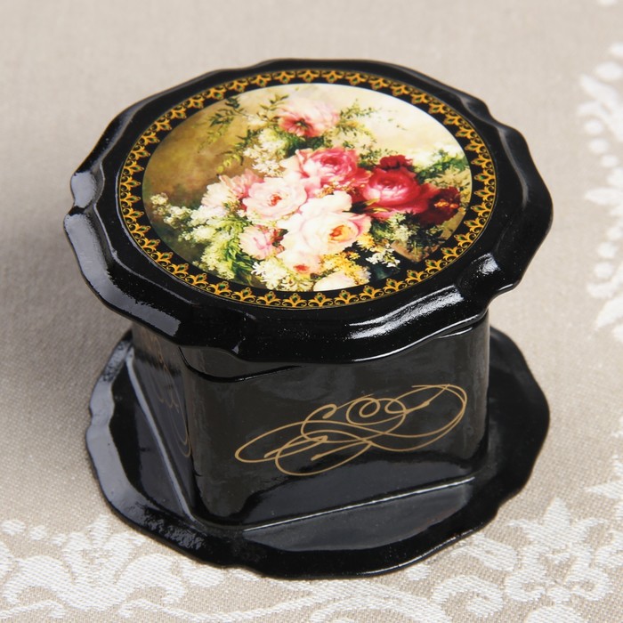 Шкатулка «Пионы в вазе», 9×4,5 см, лаковая миниатюра