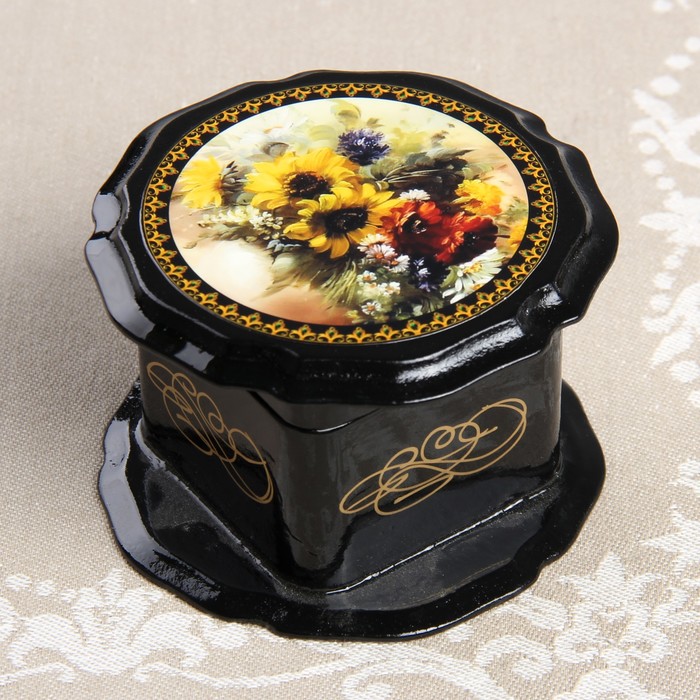 Шкатулка «Букет в вазе», лаковая миниатюра, 9×4,5 см