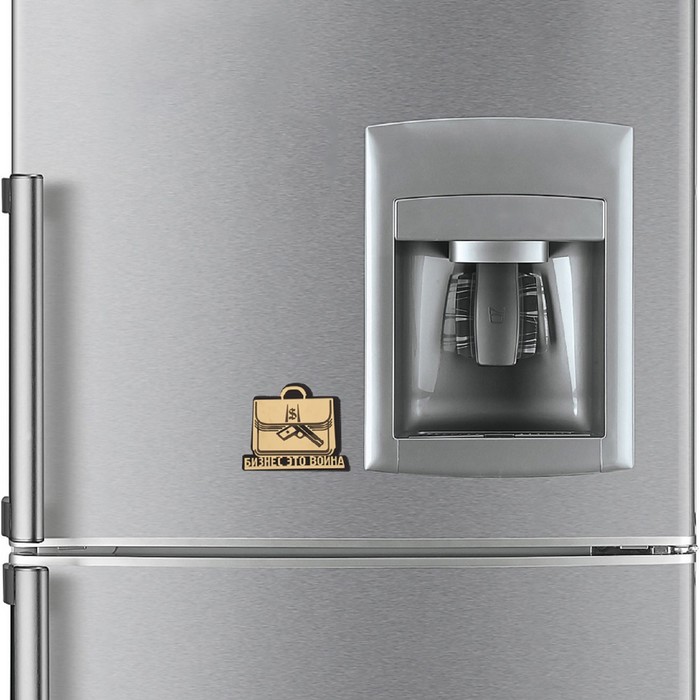 Магнит зеркальный "Бизнес - это война"