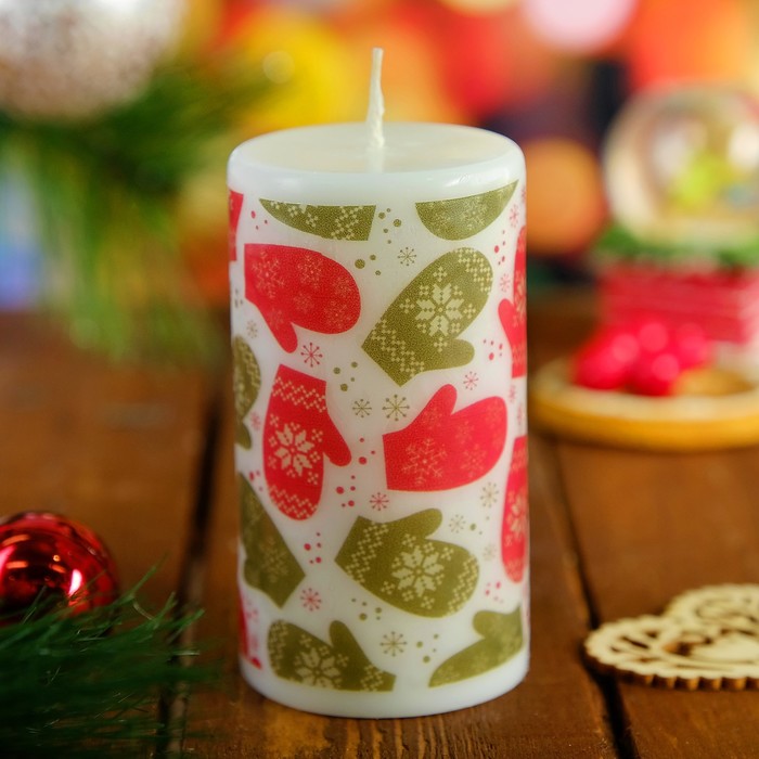 Свеча "Орнамент Варежки" 5,2х9,5см