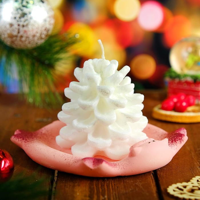 Свеча новогодняя "Шишка на свинке" 9,5х13,5см