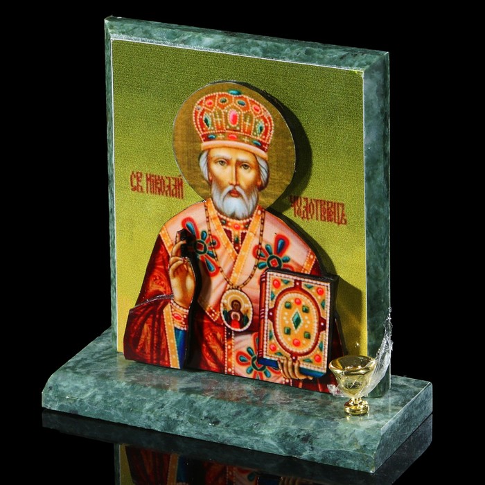 Икона объёмная "Николай Чудотворец", зелёный фон, змеевик, с подсвечником