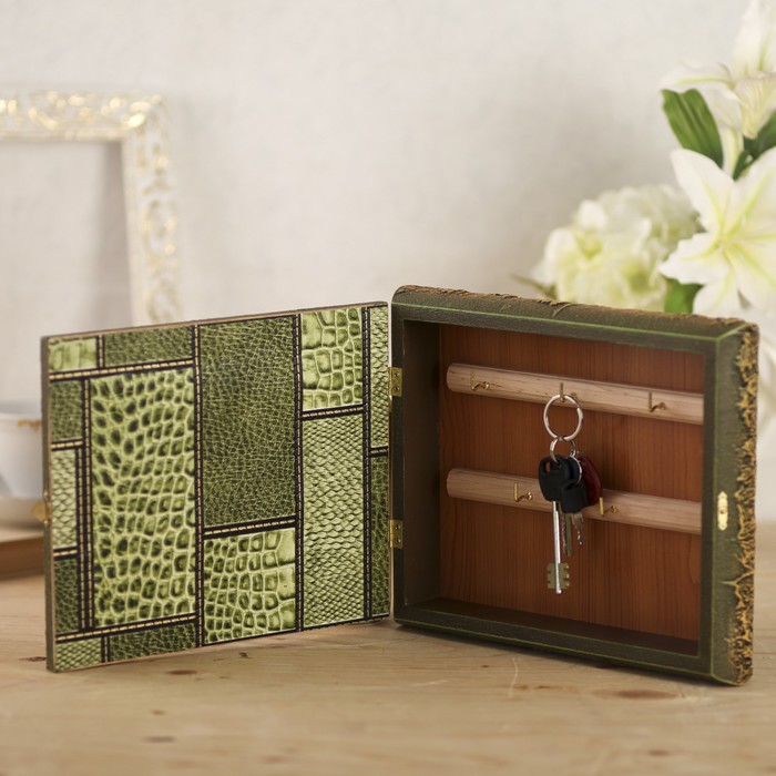 Ключница "Леопарды" 24х29 см