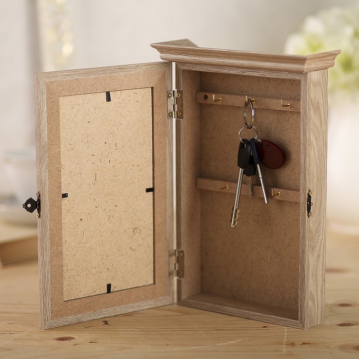 Ключница "Клубника" янтарь 28,5х20х6 см