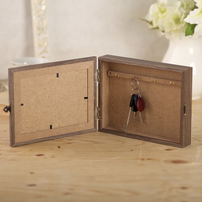 Ключница "Горы" коричневая 23,5х18х5 см