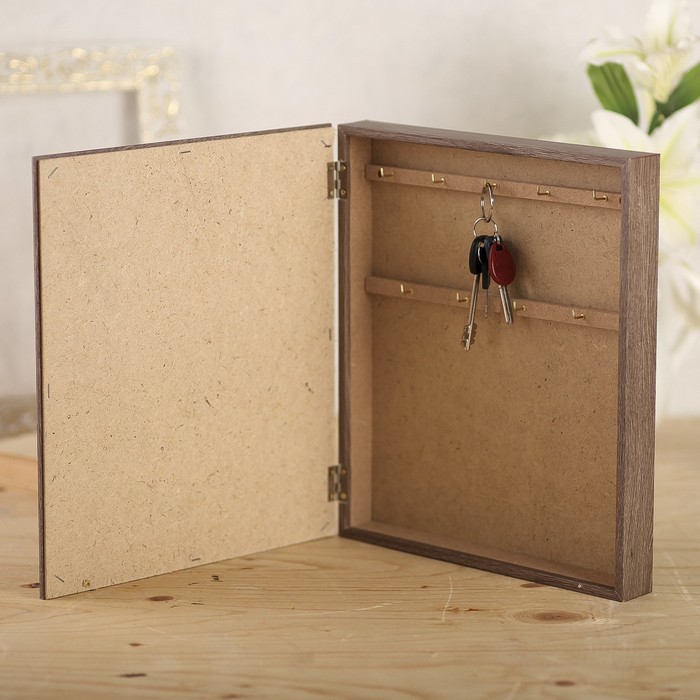 Ключница "Ягоды" коричневая 34,5х29,5х5 см