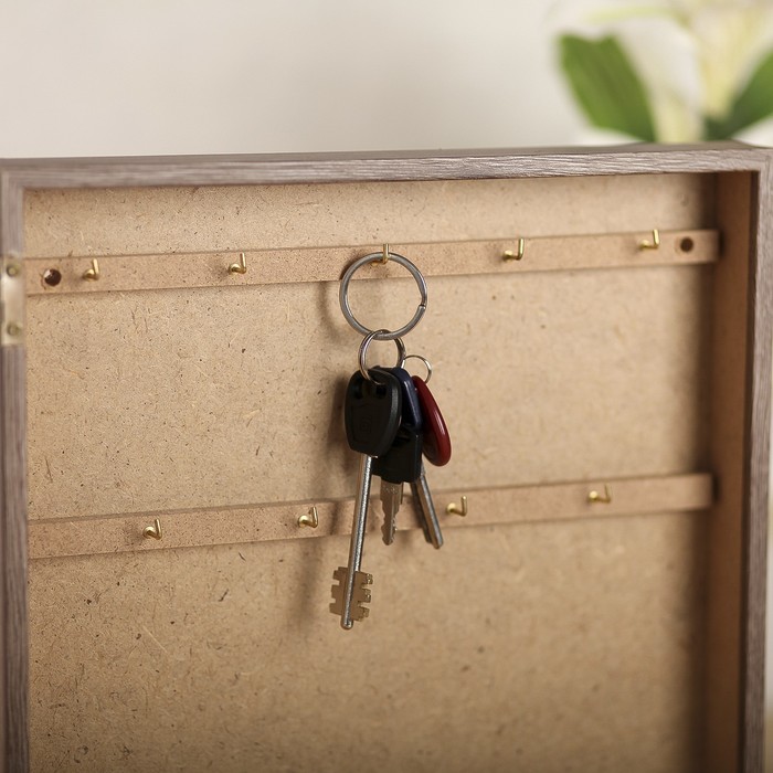 Ключница "Прекрасный цветок" коричневая 34,5х29,5х5 см