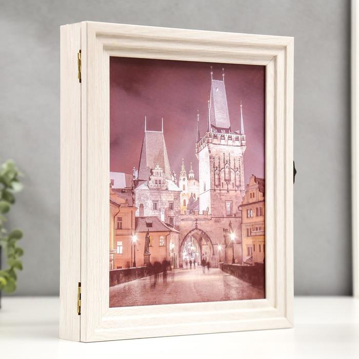 Ключница "Город" янтарь 30х25х5 см