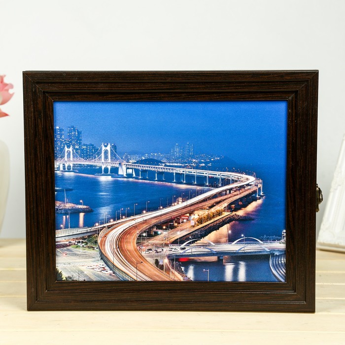 Ключница "Мост" коричневая 30х25х5 см