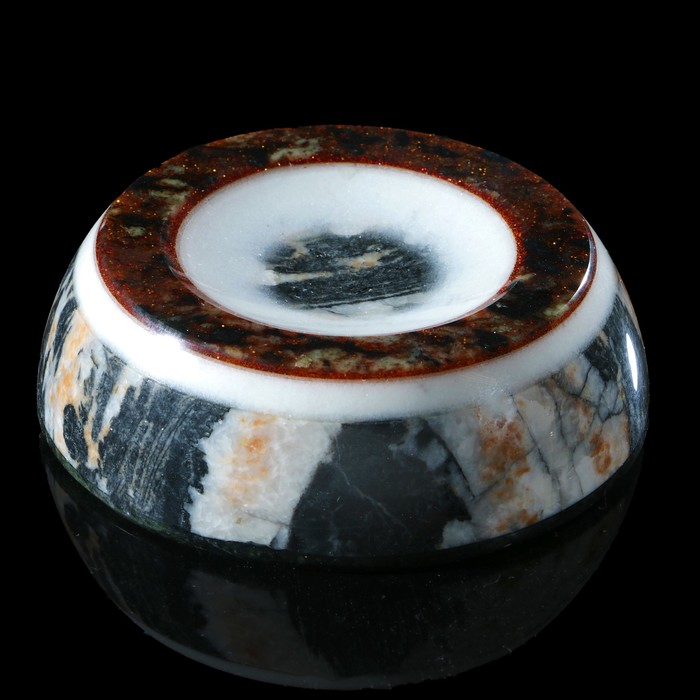 Шар из доломита, с подставкой, D=11 см